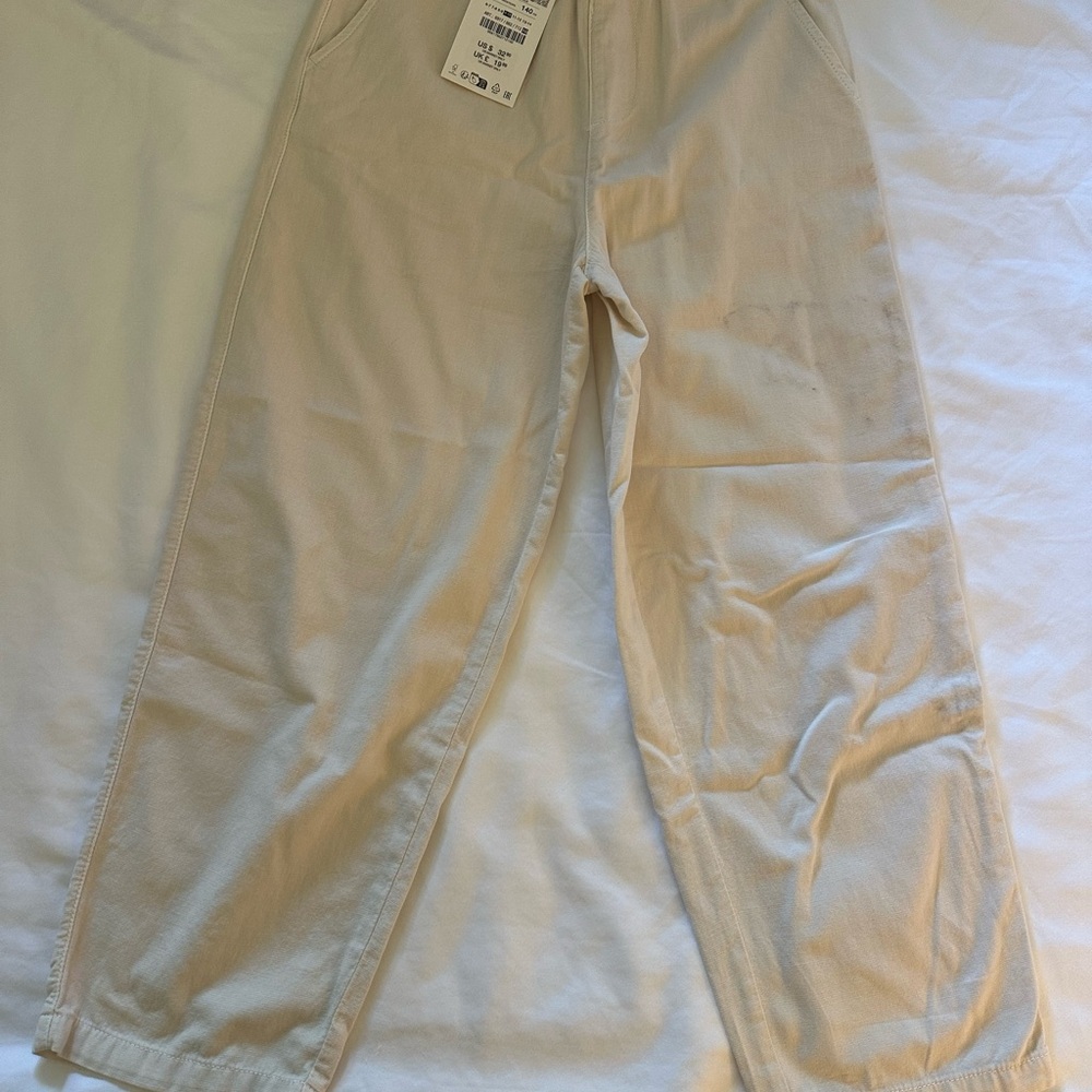 Zara Cream Casual Bottoms Relaxed Fit